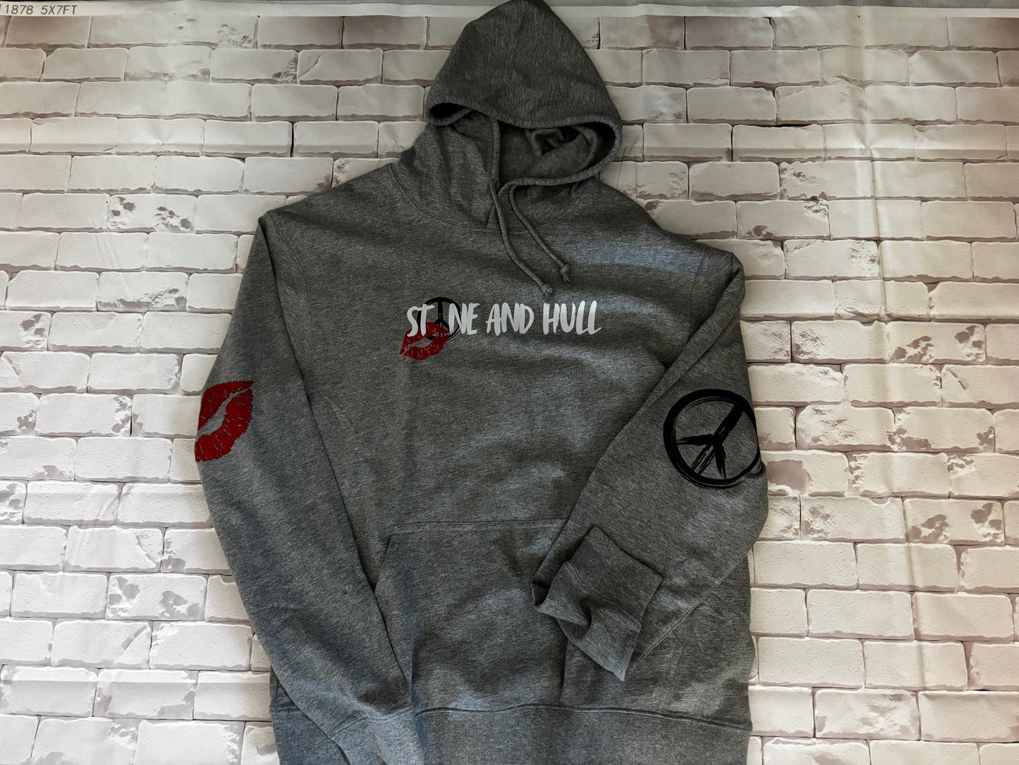 Stone and Hull Lightweight Hooded Long Sleeve